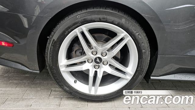 Ford Mustang GT кабриолет, 2020 все фото