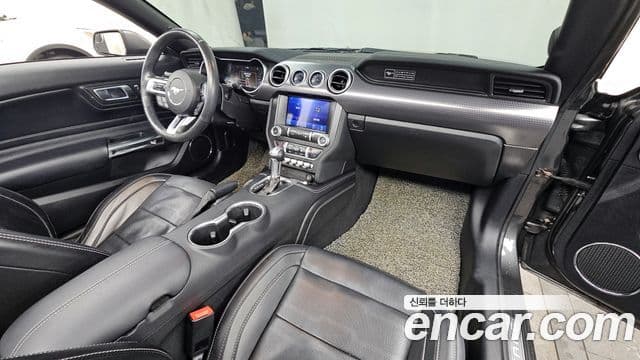 Ford Mustang GT кабриолет, 2020 7