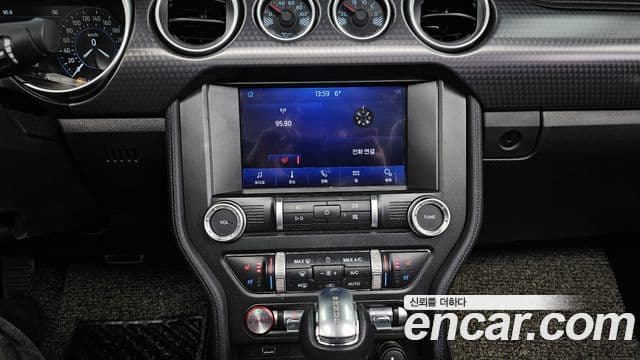 Ford Mustang GT кабриолет, 2020 14