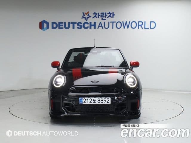 Mini Cooper S кабриолет 4세대 JCW, 2025 3