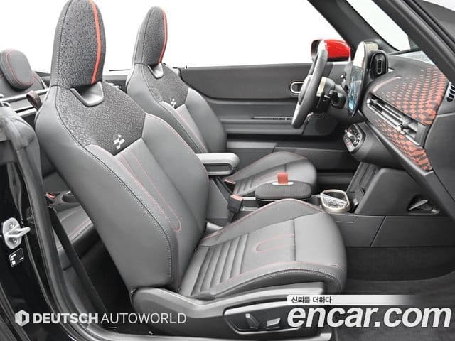 Mini Cooper S кабриолет 4세대 JCW, 2025 10