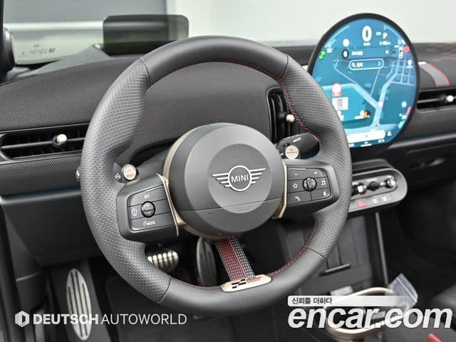 Mini Cooper S кабриолет 4세대 JCW, 2025 13