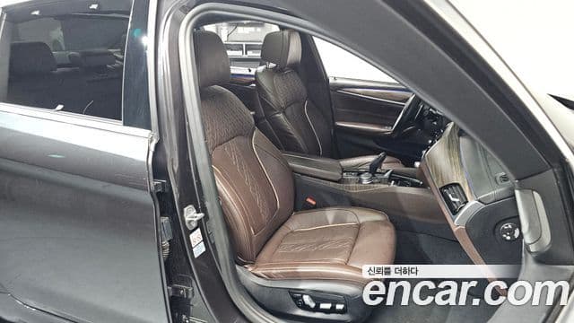 BMW 5시리즈 (G30) 520d xDrive M Sport Plus, 2020 12