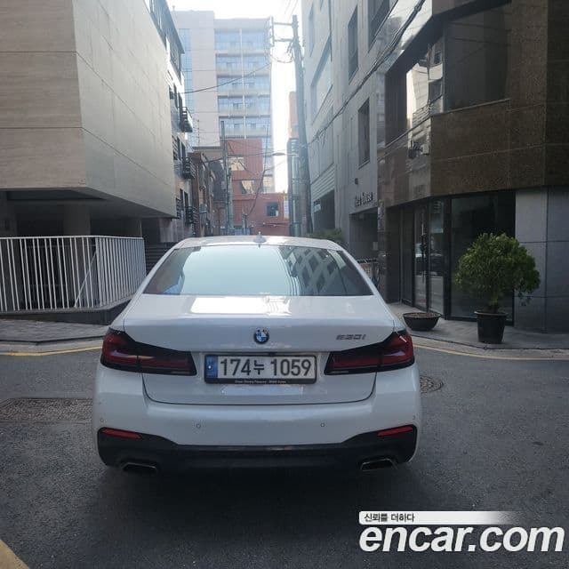 BMW 5시리즈 (G30) 530i M Sport Plus, 2022 все фото
