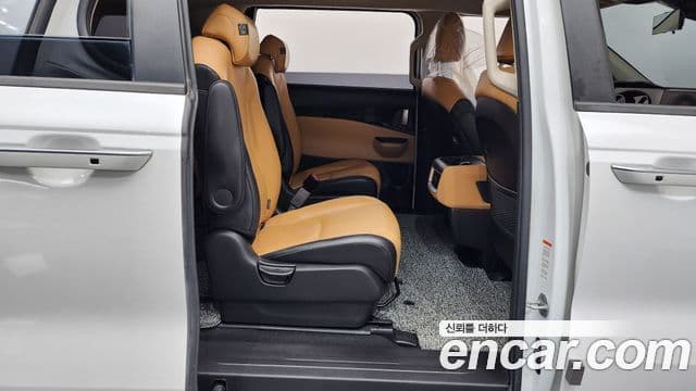Kia Carnival 4세대 Prestige, 2021 12