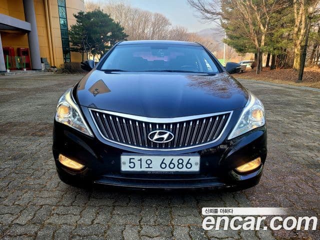 Hyundai Grandeur HG Premium, 2014 3