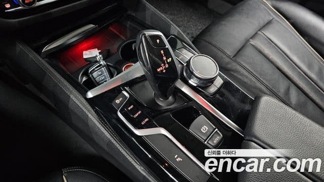 BMW 5시리즈 (G30) Luxury, 2018 9