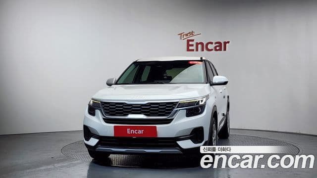 Kia Seltos Trendy, 2023 3