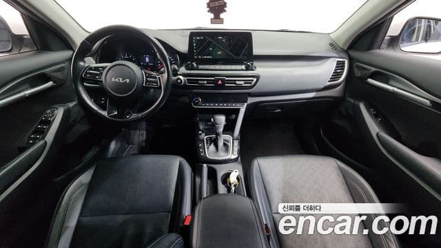 Kia Seltos Trendy, 2023 7