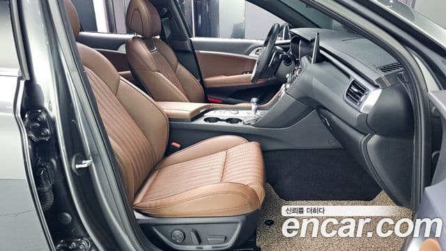 Genesis G70 Elite, 2019 10