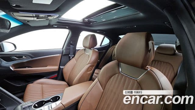 Genesis G70 Elite, 2019 19