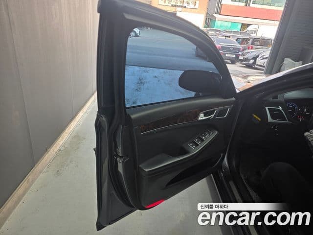 Hyundai Genesis DH Premium, 2016 9