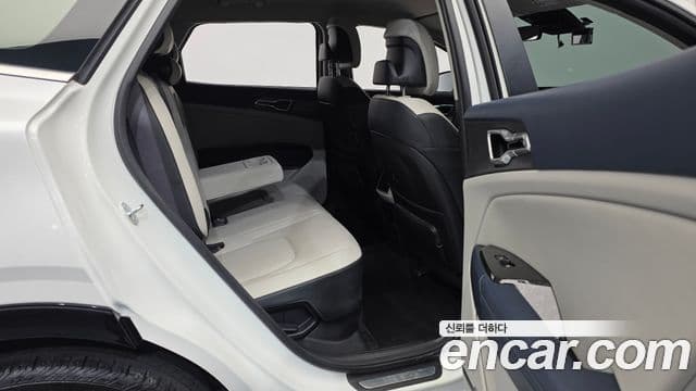 Kia Sportage 5세대 гибрид Signature 2WD, 2023 12