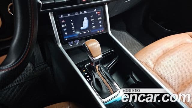 KG모빌리티(SsangYong) Torres T7, 2023 9