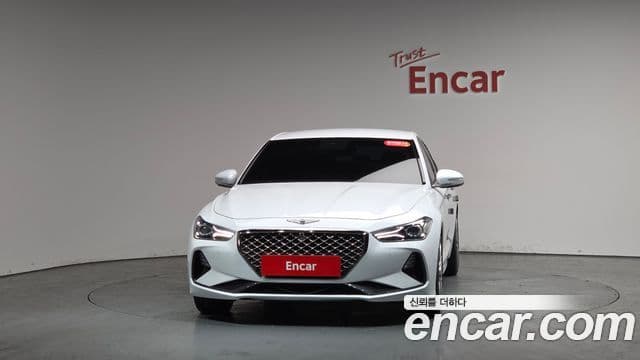 Genesis G70 Elite, 2019 3