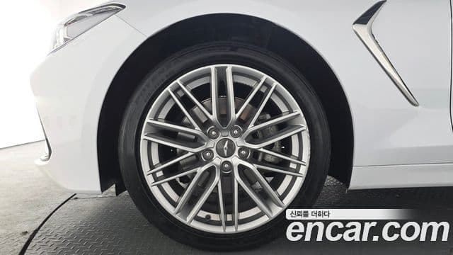 Genesis G70 Elite, 2019 все фото