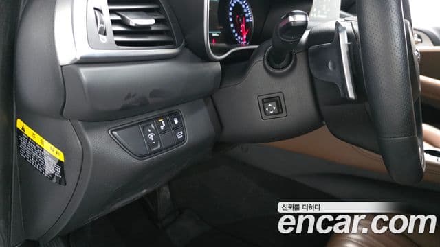 Genesis G70 Elite, 2019 19