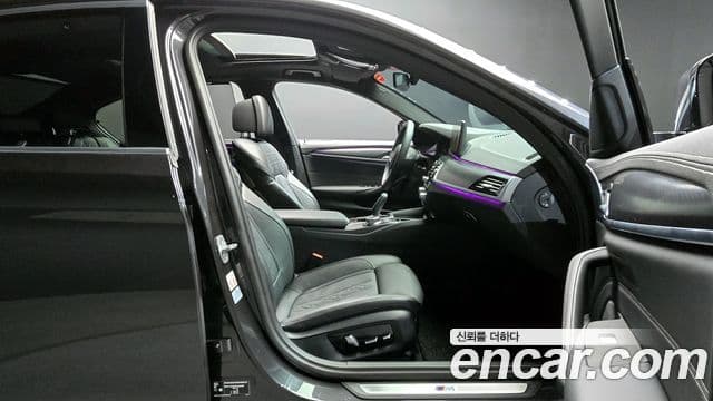 BMW 5시리즈 (G30) 523d M Sport, 2023 10