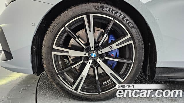 BMW 5시리즈 (G60) 530i xDrive M Sport, 2025 все фото