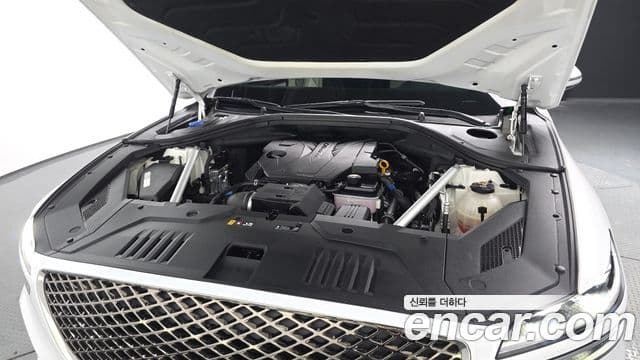 Genesis GV70, 2022 6