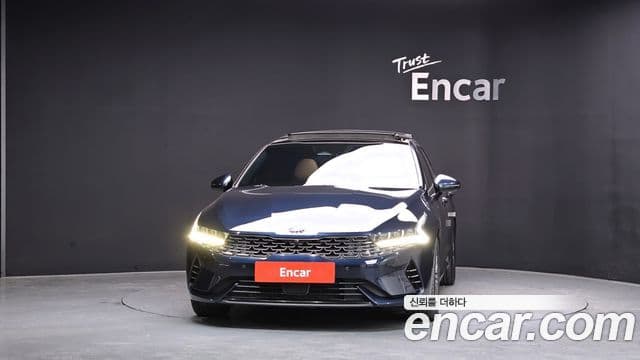 Kia K5 гибрид 3세대 Signature, 2020 3