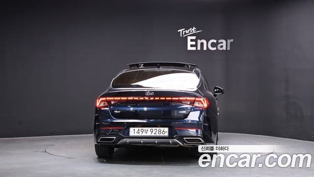 Kia K5 гибрид 3세대 Signature, 2020 4