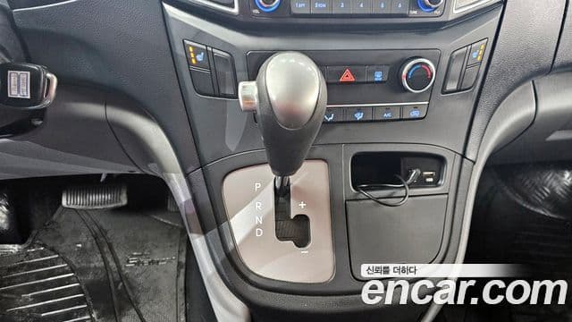 Hyundai Grand Starex Smart, 2017 9