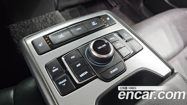 Genesis G80 Luxury, 2018 17