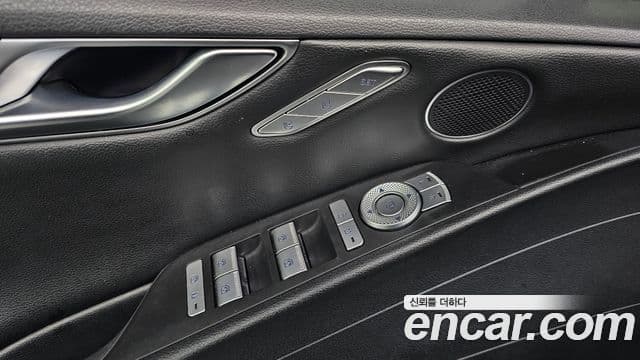 Genesis G80 (RG3) бензин 2.5 турбо 2WD, 2021 18