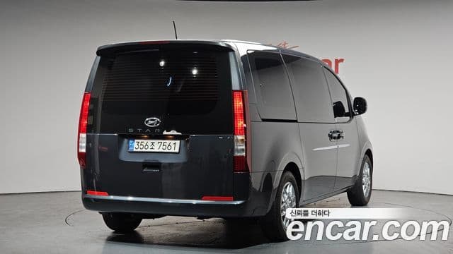 Hyundai Staria Modern, 2022 2