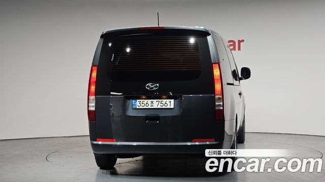 Hyundai Staria Modern, 2022 4