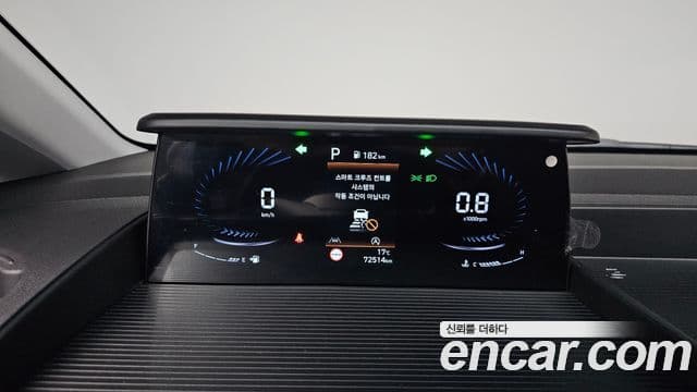 Hyundai Staria Modern, 2022 8