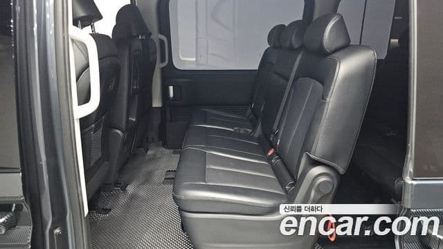 Hyundai Staria Modern, 2022 11
