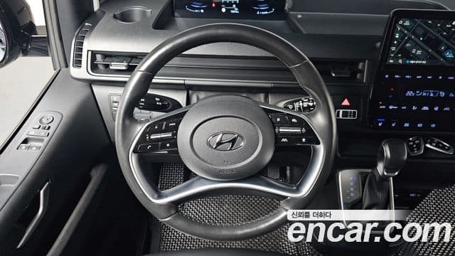 Hyundai Staria Modern, 2022 14