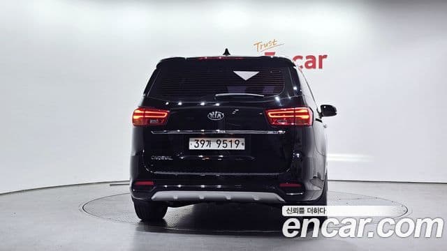 Kia The / новый New Carnival Special, 2019 4