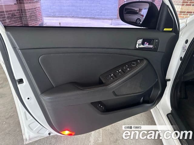 Kia The / новый New K5 Noblesse, 2014 7