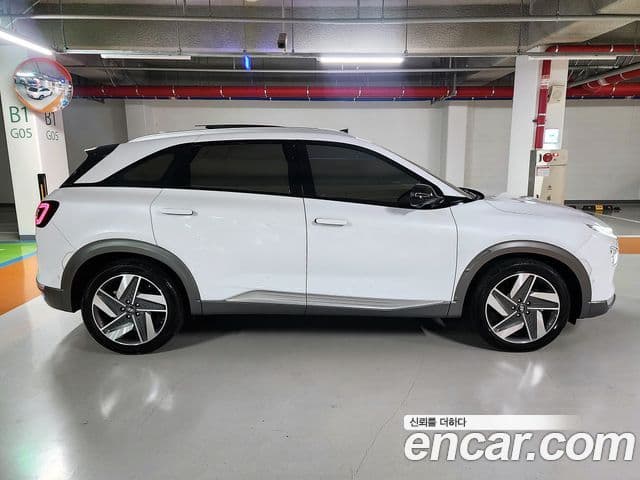 Hyundai NEXO Premium, 2023 4