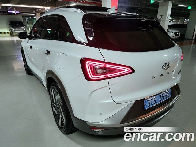 Hyundai NEXO Premium, 2023 8