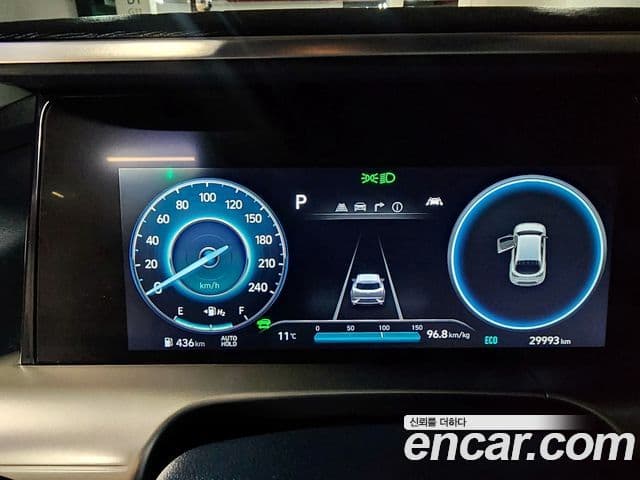 Hyundai NEXO Premium, 2023 10