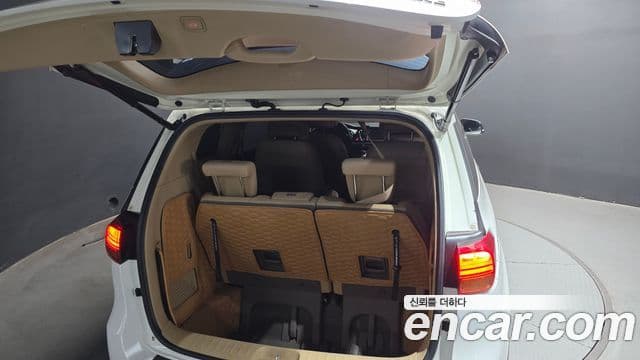 Kia All New Carnival President, 2016 20