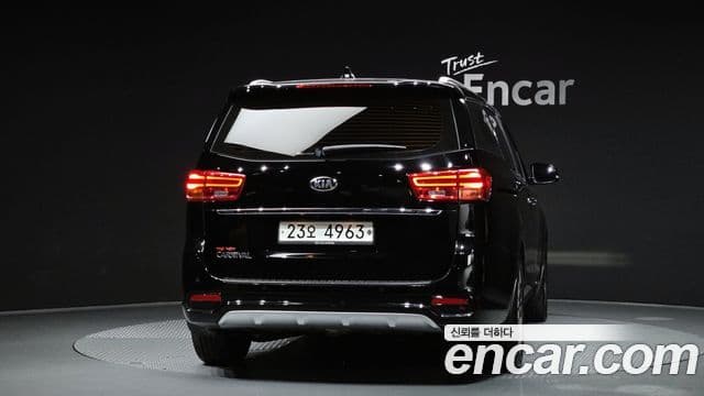 Kia The / новый New Carnival Special, 2019 4