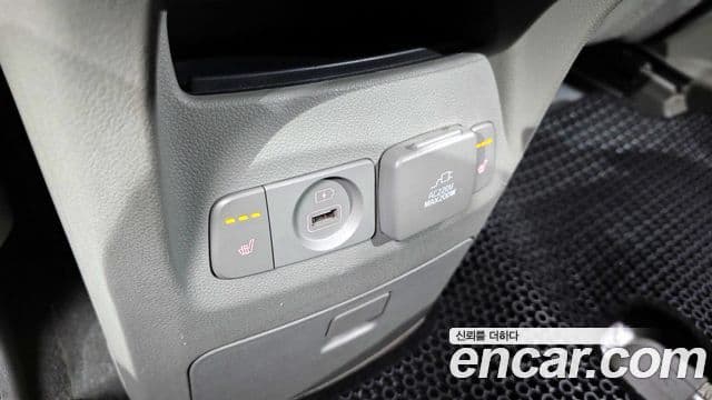 Kia The / новый New Carnival Special, 2019 18