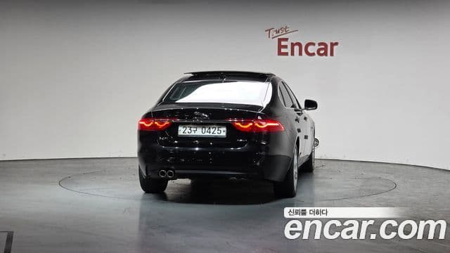 Jaguar XF (X260) 20d Portfolio AWD, 2017 4