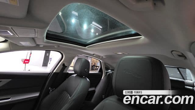 Jaguar XF (X260) 20d Portfolio AWD, 2017 17