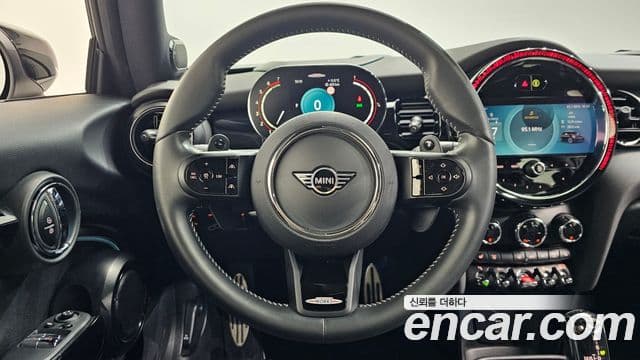 Mini Cooper S 3세대, 2023 12