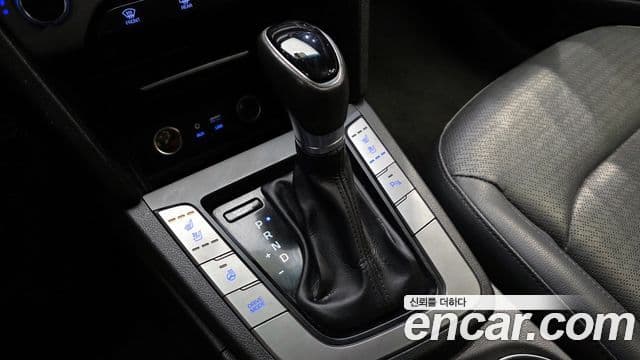 Hyundai Avante AD Premium, 2016 9