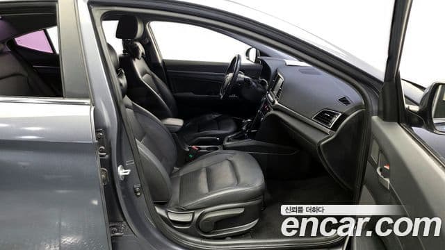 Hyundai Avante AD Premium, 2016 10