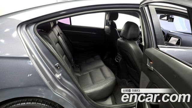 Hyundai Avante AD Premium, 2016 12