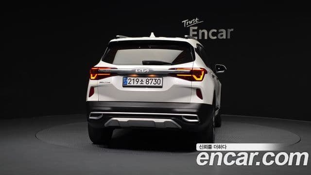 Kia Seltos Signature, 2022 4