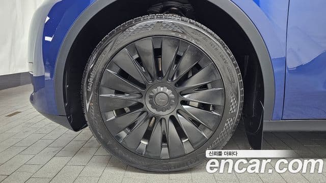 Tesla модель Y, 2024 все фото